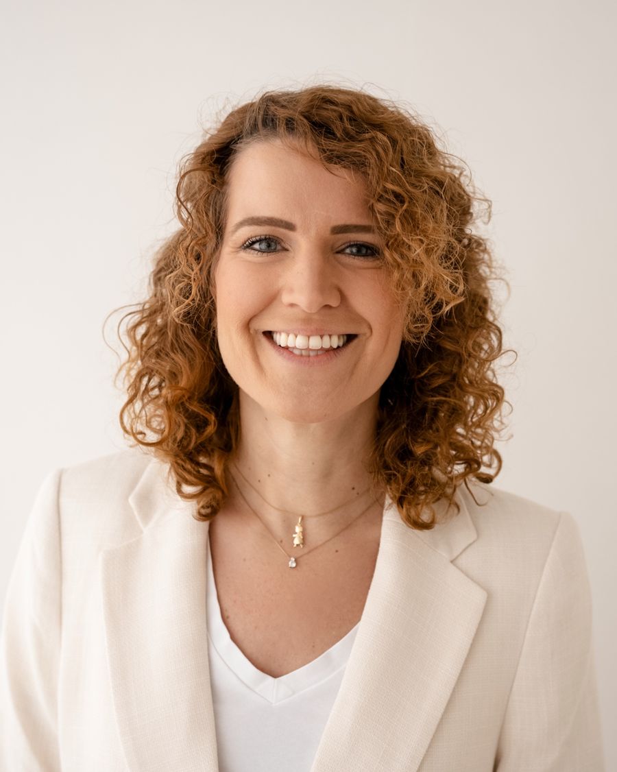 Annika Schmitz, Kartenlegen mit Tarot und Lenormand in Düsseldorf und Erkelenz